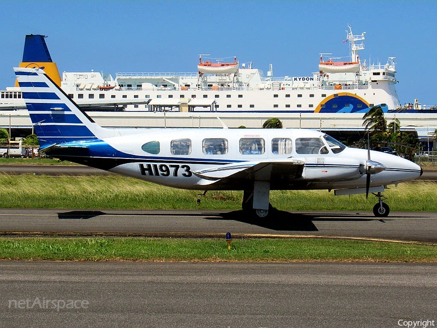 Republic Flight Lines Piper PA-31-350 Navajo Chieftain (HI973) | Photo 193244