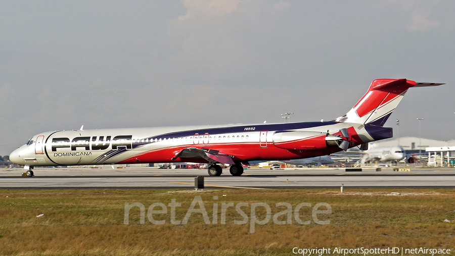 PAWA Dominicana McDonnell Douglas MD-83 (HI992) | Photo 148735
