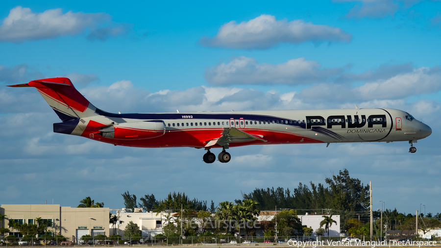 PAWA Dominicana McDonnell Douglas MD-83 (HI992) | Photo 153960