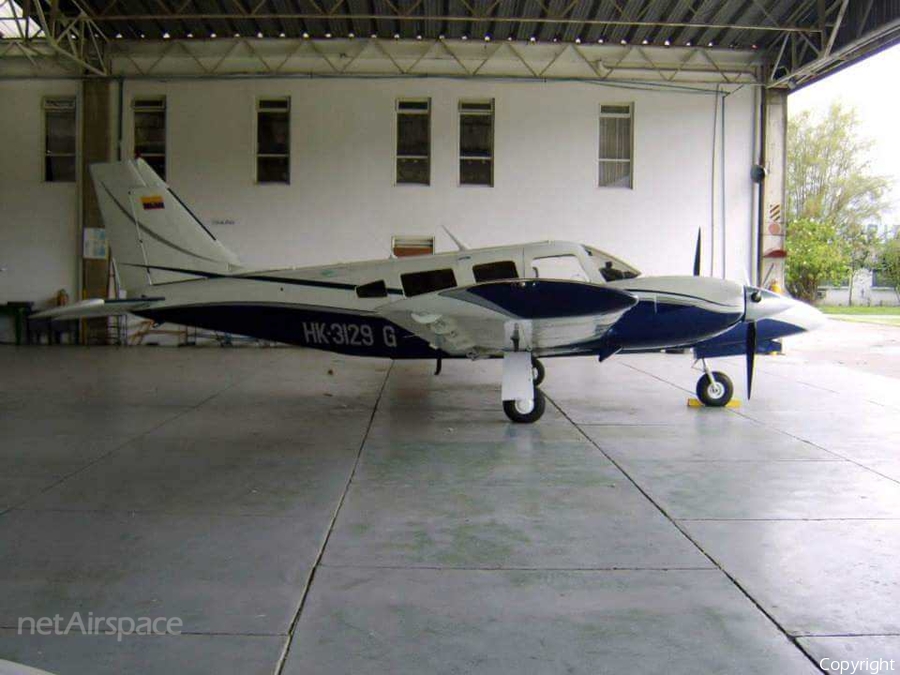 (Private) Piper PA-34-220T Seneca III (HK-3129-G) | Photo 215402