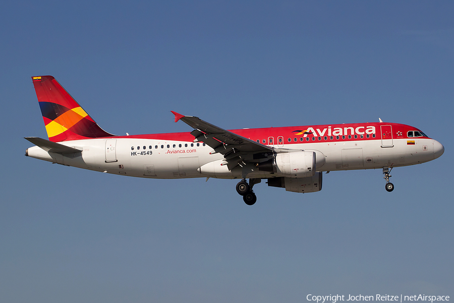 Avianca Airbus A320-214 (HK-4549) | Photo 113327