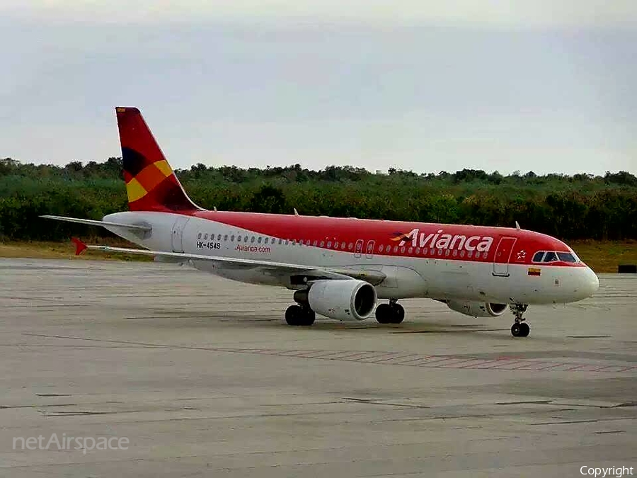 Avianca Airbus A320-214 (HK-4549) | Photo 303012