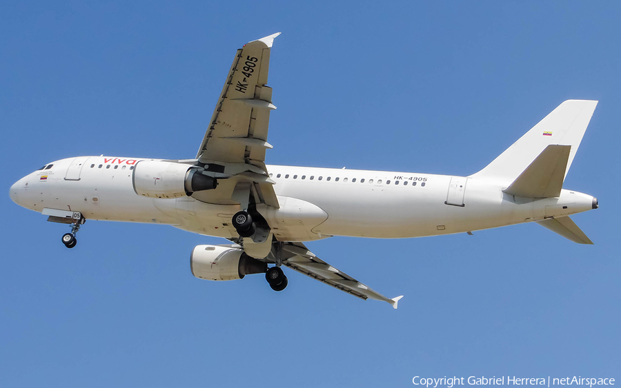 Viva Air Colombia Airbus A320-214 (HK-4905) | Photo 341296