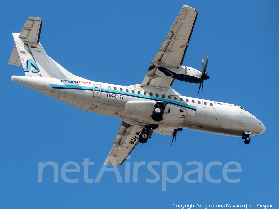 EasyFly ATR 42-500 (HK-5219) | Photo 284358