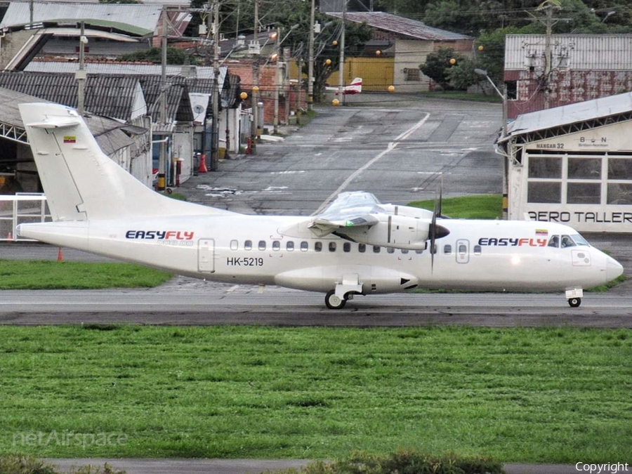 EasyFly ATR 42-500 (HK-5219) | Photo 344561