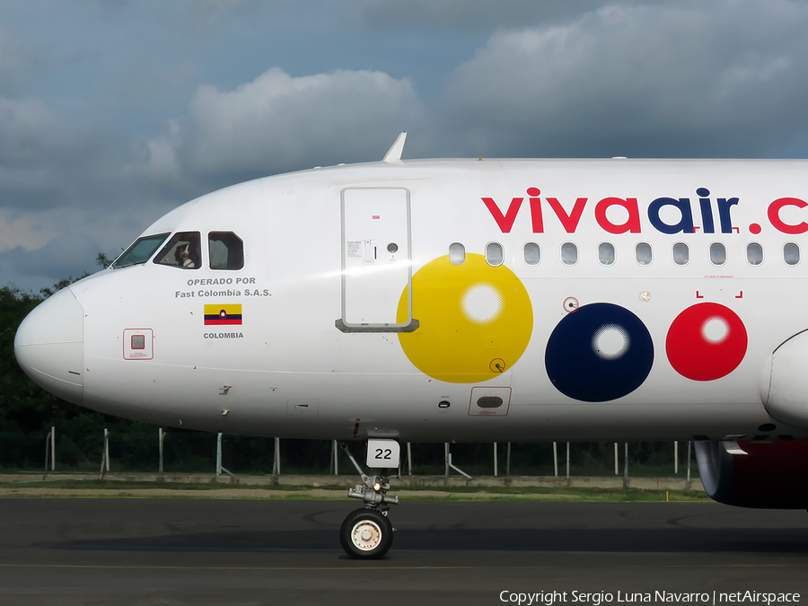 Viva Air Colombia Airbus A320-214 (HK-5222) | Photo 269118