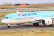 Korean Air Boeing 787-9 Dreamliner (HL7206) at  Osaka - Kansai International, Japan