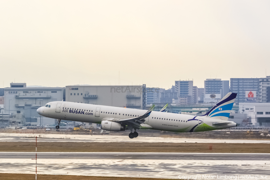 Air Busan Airbus A321-231 (HL7210) | Photo 594415