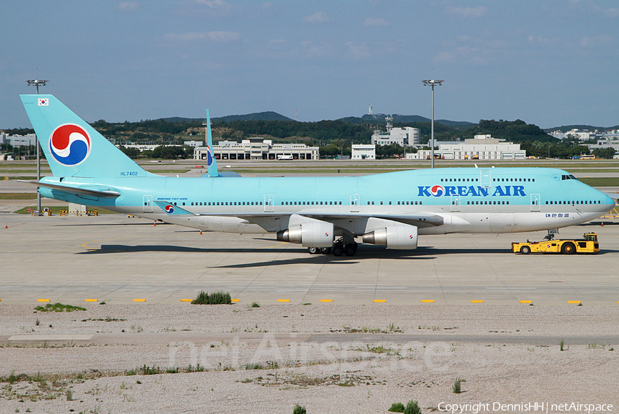 Korean Air Boeing 747-4B5 (HL7402) | Photo 349589