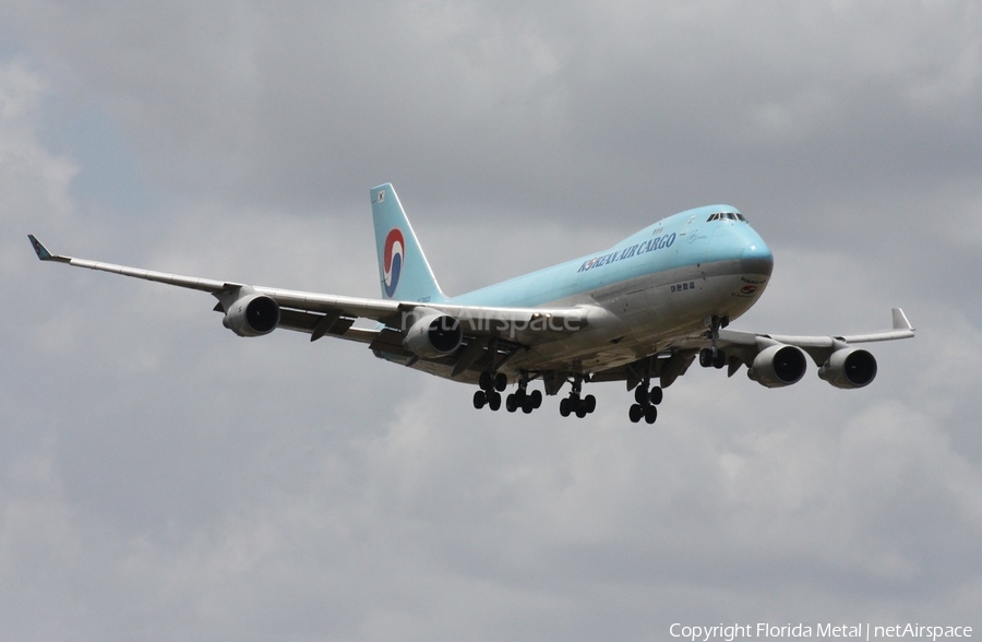 Korean Air Cargo Boeing 747-4B5F (HL7403) | Photo 297692