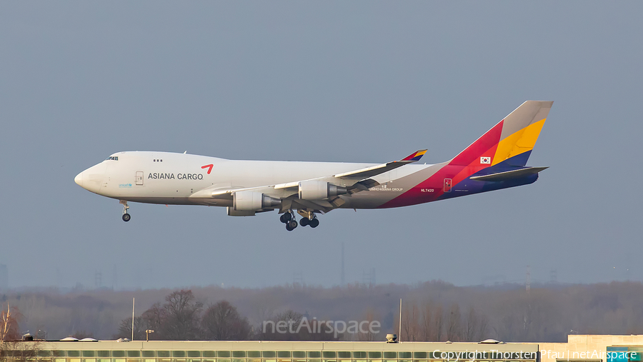 Asiana Cargo Boeing 747-48EF (HL7420) | Photo 366525