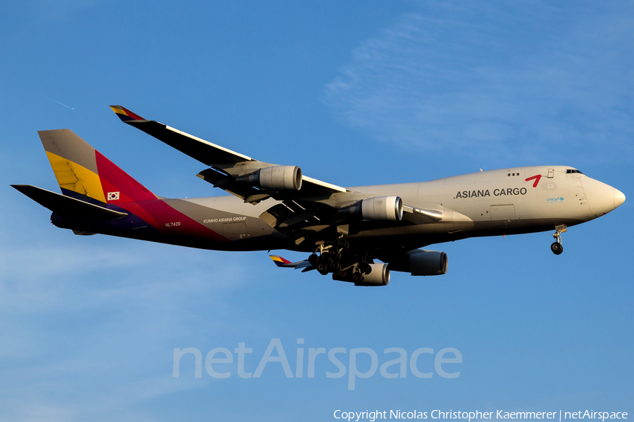 Asiana Cargo Boeing 747-48EF (HL7420) | Photo 121668