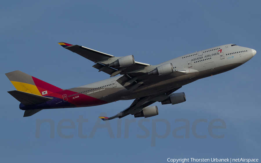 Asiana Airlines Boeing 747-48E (HL7428) | Photo 142402