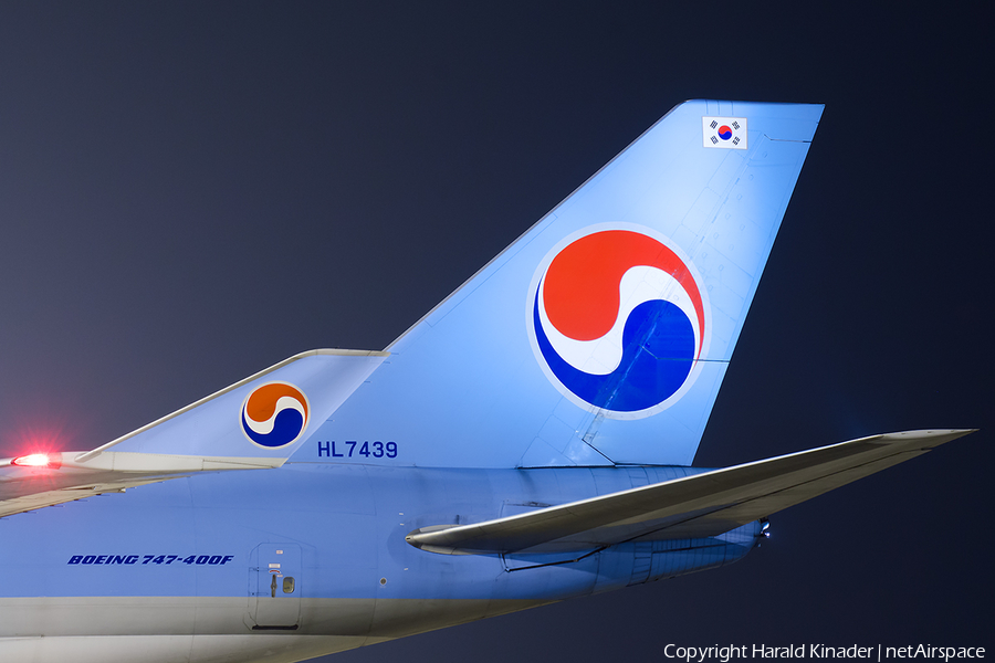 Korean Air Cargo Boeing 747-4B5(ERF) (HL7439) | Photo 305543