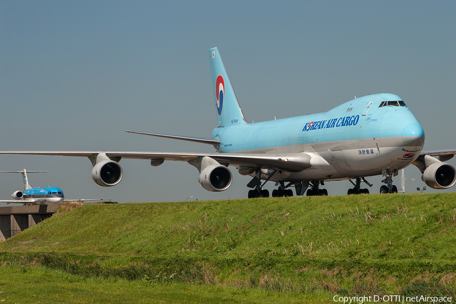 Korean Air Cargo Boeing 747-4B5F (HL7449) | Photo 203082