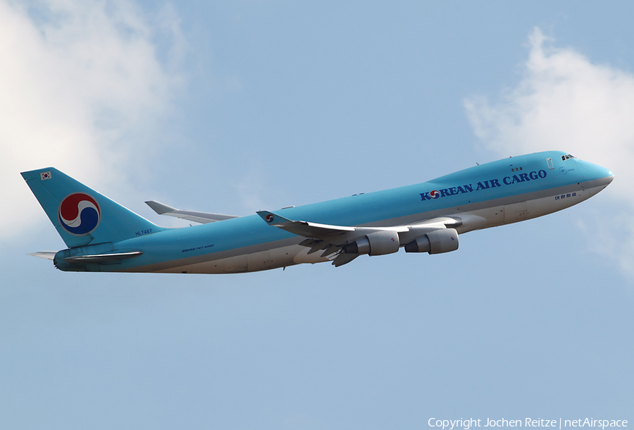 Korean Air Cargo Boeing 747-4B5F (HL7467) | Photo 14108