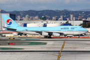 Korean Air Boeing 747-4B5 (HL7472) at  Los Angeles - International, United States
