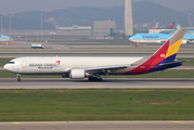 Asiana Cargo Boeing 767-38EF(ER) (HL7507) at  Seoul - Incheon International, South Korea