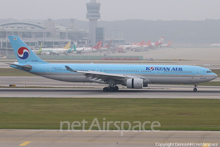 Korean Air Airbus A330-322 (HL7524) | Photo 329179