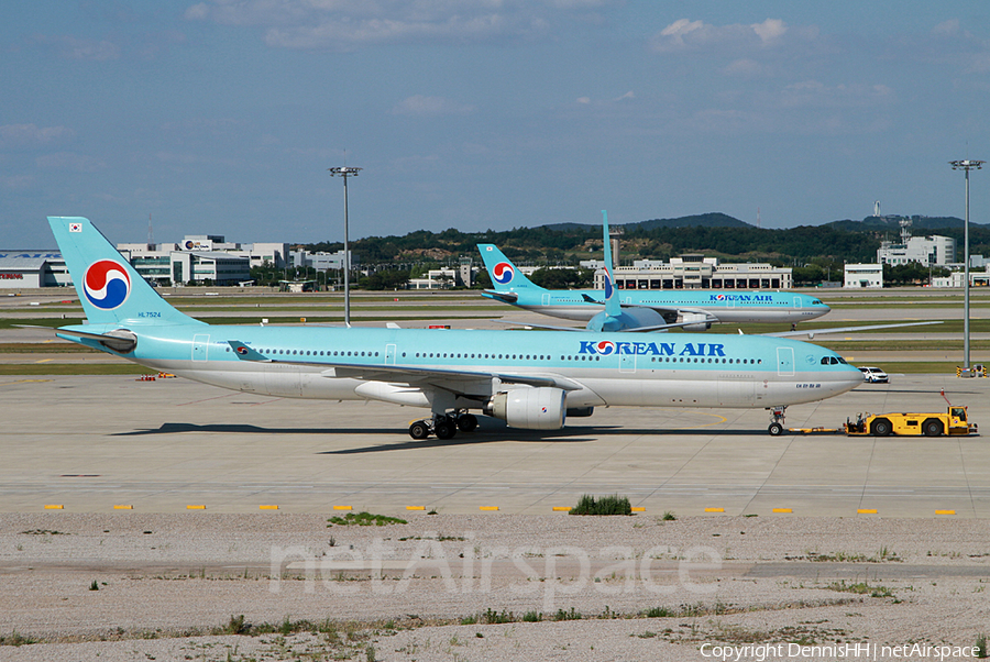 Korean Air Airbus A330-322 (HL7524) | Photo 349587