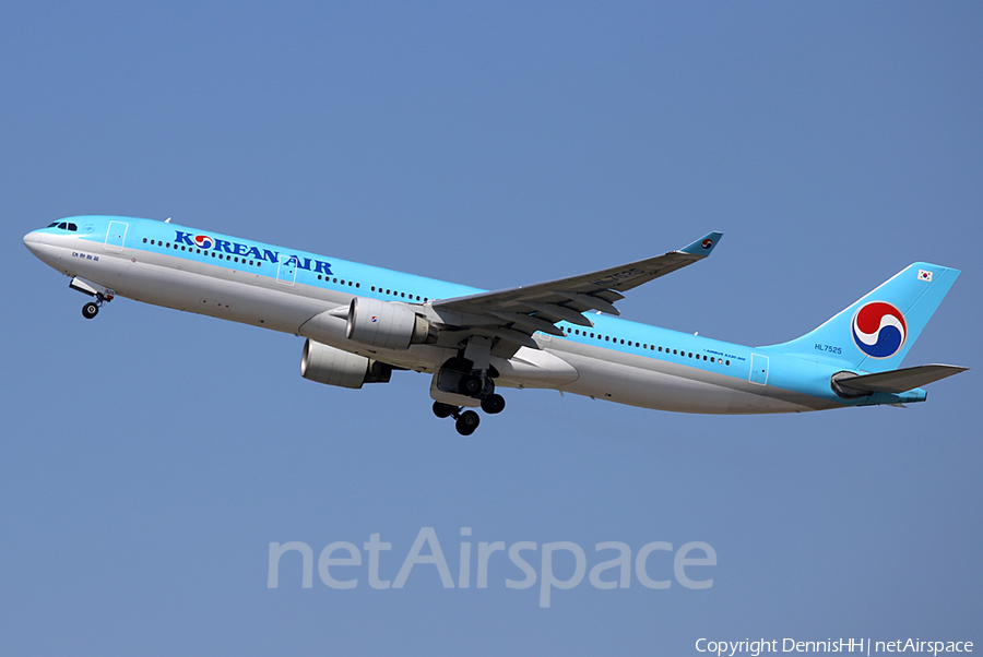 Korean Air Airbus A330-322 (HL7525) | Photo 344875