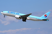 Korean Air Boeing 777-2B5(ER) (HL7530) at  Seoul - Incheon International, South Korea
