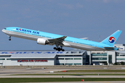 Korean Air Boeing 777-3B5 (HL7532) at  Seoul - Incheon International, South Korea
