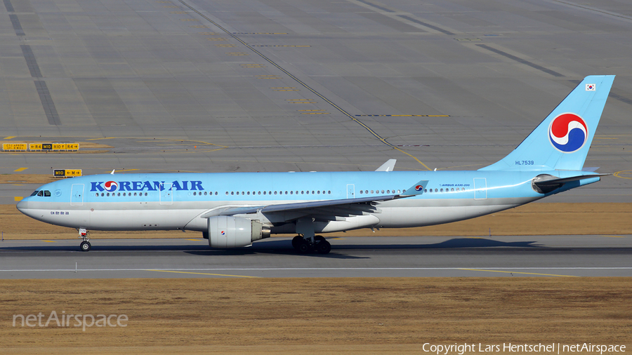 Korean Air Airbus A330-223 (HL7539) | Photo 200085