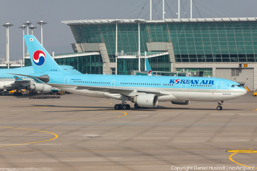 Korean Air Airbus A330-223 (HL7539) | Photo 643993