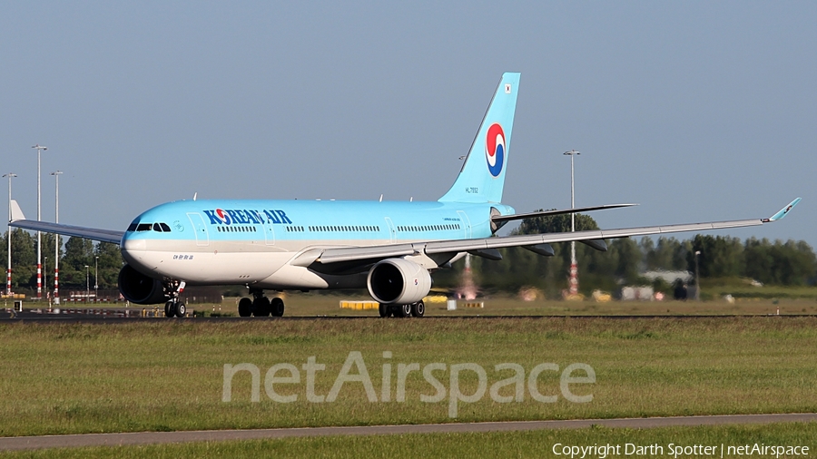 Korean Air Airbus A330-223 (HL7552) | Photo 210893