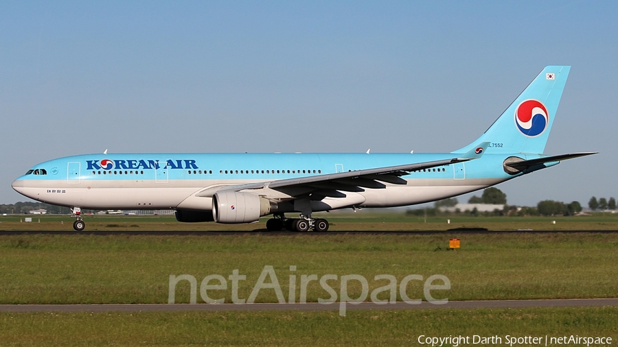 Korean Air Airbus A330-223 (HL7552) | Photo 210894