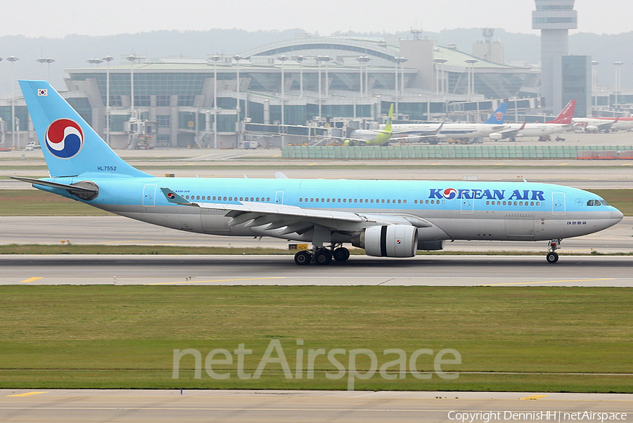 Korean Air Airbus A330-223 (HL7552) | Photo 330858