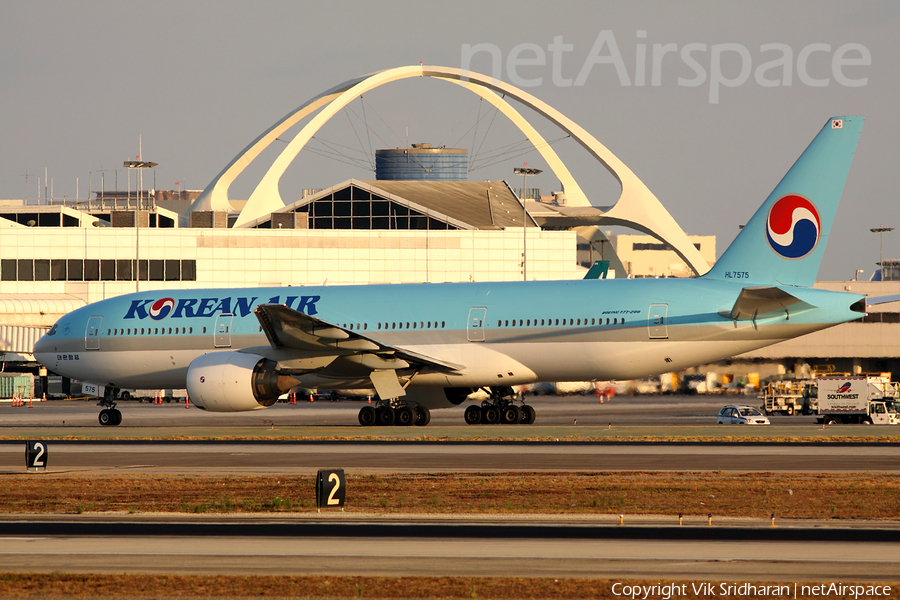 Korean Air Boeing 777-2B5(ER) (HL7575) | Photo 54865