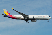 Asiana Airlines Airbus A350-941 (HL7579) at  New York - John F. Kennedy International, United States