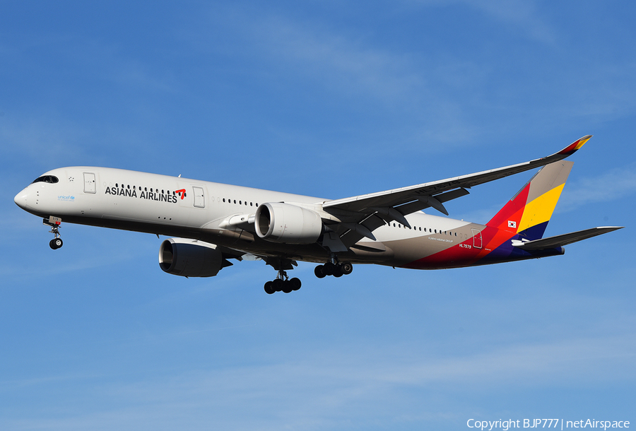 Asiana Airlines Airbus A350-941 (HL7579) | Photo 416587