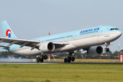 Korean Air Airbus A330-323X (HL7585) at  Amsterdam - Schiphol, Netherlands