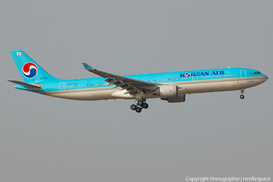 Korean Air Airbus A330-323X (HL7585) | Photo 560074