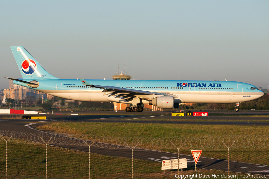 Korean Air Airbus A330-323 (HL7587) | Photo 97083