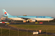 Korean Air Airbus A330-323 (HL7587) at  Sydney - Kingsford Smith International, Australia