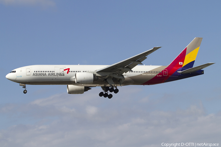 Asiana Airlines Boeing 777-28E(ER) (HL7597) | Photo 339474