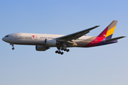 Asiana Airlines Boeing 777-28E(ER) (HL7597) at  London - Heathrow, United Kingdom