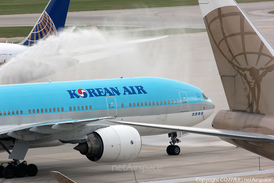 Korean Air Boeing 777-2B5(ER) (HL7598) | Photo 46534