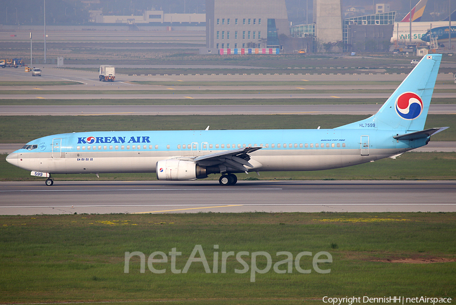 Korean Air Boeing 737-9B5 (HL7599) | Photo 372112