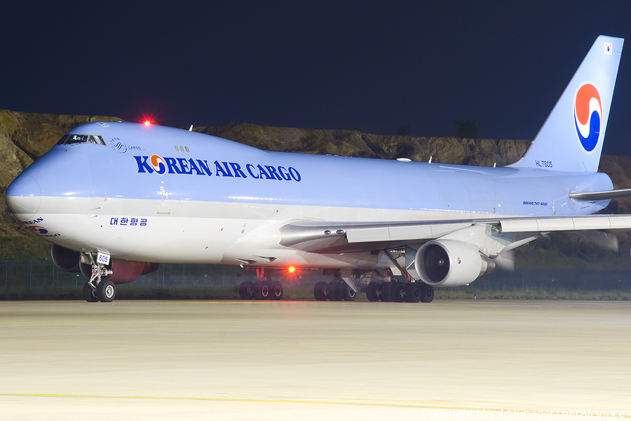 Korean Air Cargo Boeing 747-4B5(ERF) (HL7605) | Photo 307289