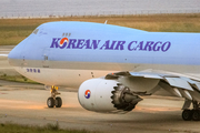 Korean Air Cargo Boeing 747-8B5F (HL7617) at  Osaka - Kansai International, Japan