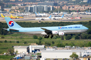 Korean Air Cargo Boeing 747-8B5F (HL7624) at  Madrid - Barajas, Spain