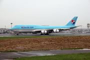 Korean Air Boeing 747-8B5 (HL7631) at  Taipei - Taoyuan, Taiwan