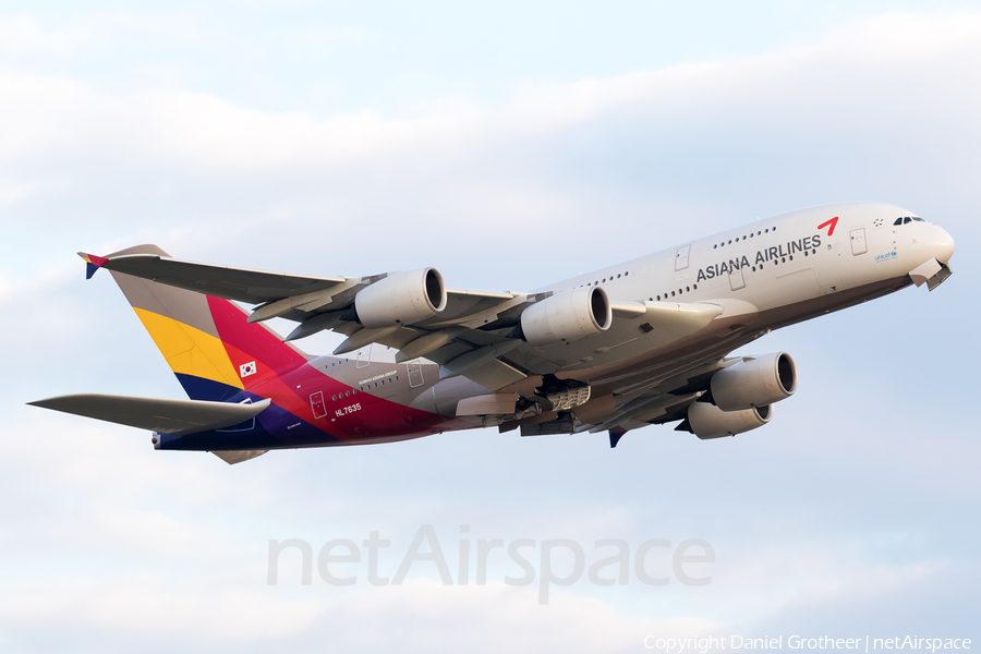 Asiana Airlines Airbus A380-841 (HL7635) | Photo 156990