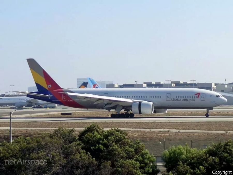Asiana Airlines Boeing 777-28E(ER) (HL7700) | Photo 58803