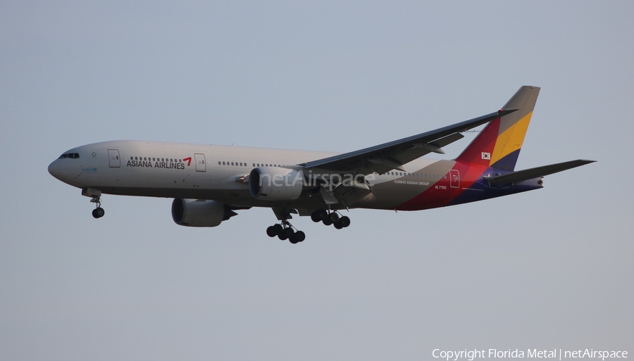 Asiana Airlines Boeing 777-28E(ER) (HL7700) | Photo 608051